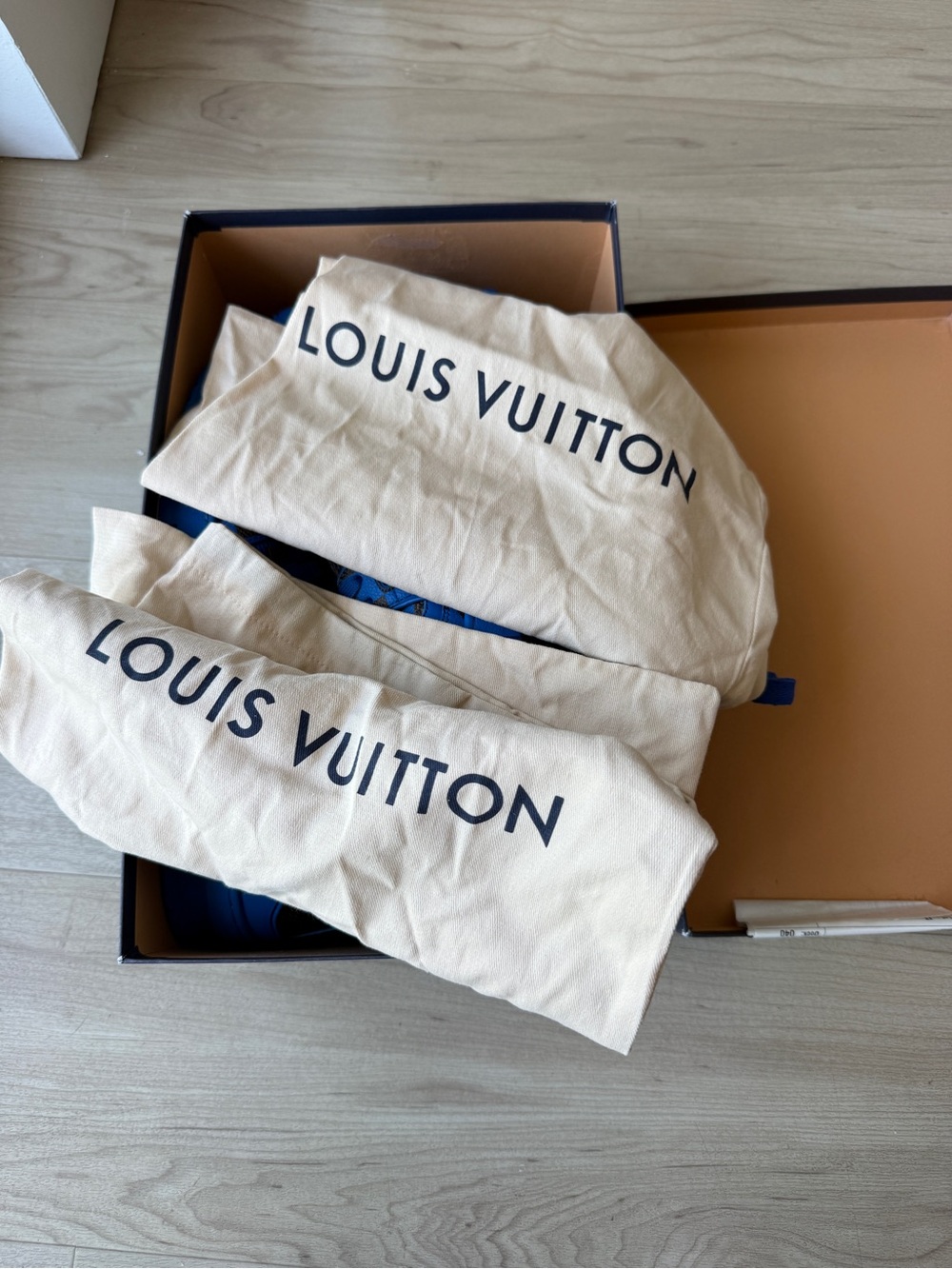 Louis Vuitton Kids Electric Blue Checkerboard Sneaker - Picture 5 of 12
